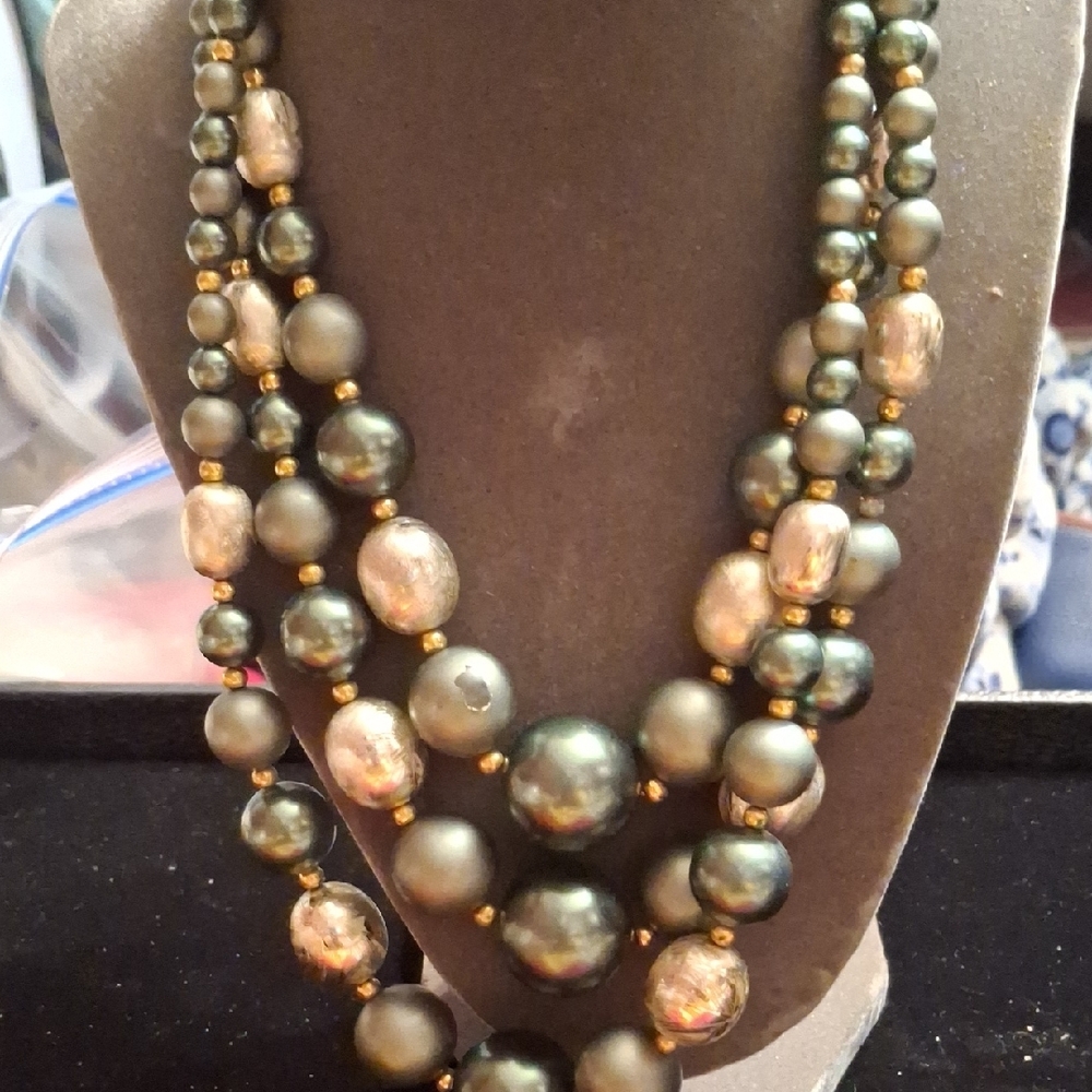 Elegant Multi-Strand Pearl Necklace